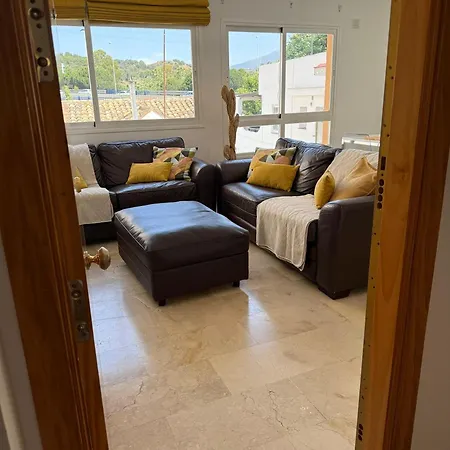 1b Barabas Apartment